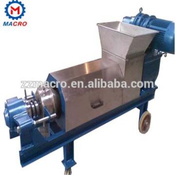 Spiral juice extractor for apple